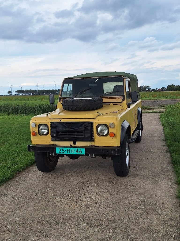 Belastingvrije Defender 110 Softtop, Auto's, 2500 cc, Beige, 4 cilinders, 68 pk