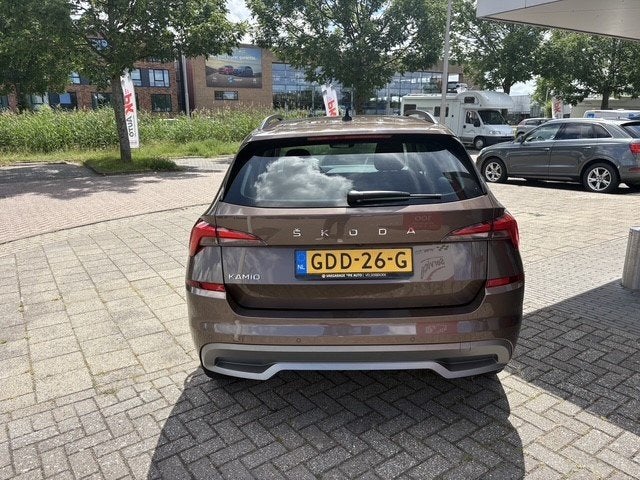 Skoda Kamiq 1.5 TSI ACT Business Edition | Navi | Cruise | 8, Auto's, Skoda, 12 maanden, Stof, 4 cilinders, Bedrijf