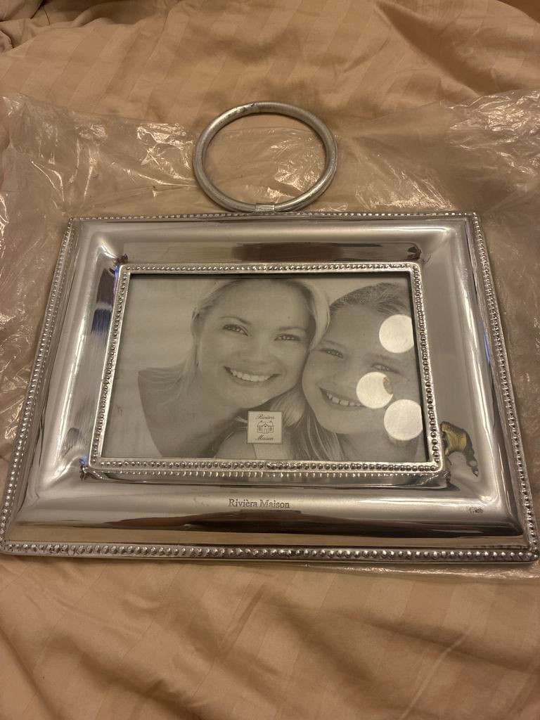 Riviera Maison fotolijst met ring - Zilverkleurig, Ophalen of Verzenden, Zo goed als nieuw, Metaal of Aluminium, 50 tot 75 cm