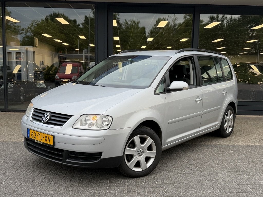 Volkswagen Touran 2.0-16V FSI Business “NAP” Clima/Cruis, Gebruikt, 4 cilinders, Bedrijf, Handgeschakeld