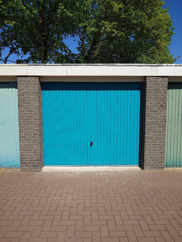 Te huur: garagebox -> opslagruimte