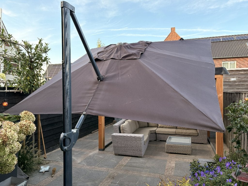 Grote zweefparasol 294 cm, Tuin en Terras, Ophalen, Gebruikt, 2 tot 3 meter, Zweefparasol