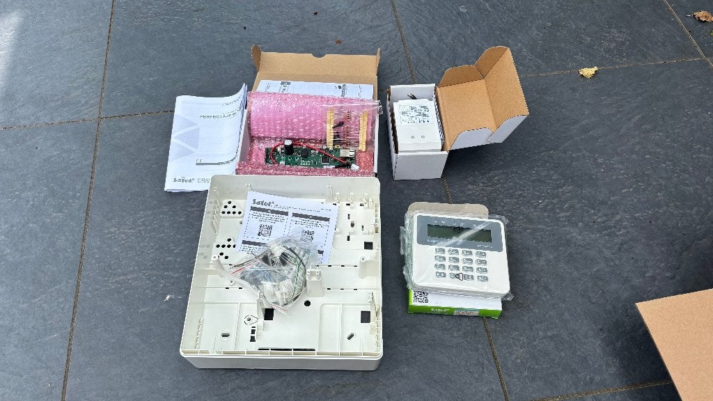 Nieuw Satel Perfecta Alarmsysteem, Ophalen, Nieuw, Compleet systeem, Beweging