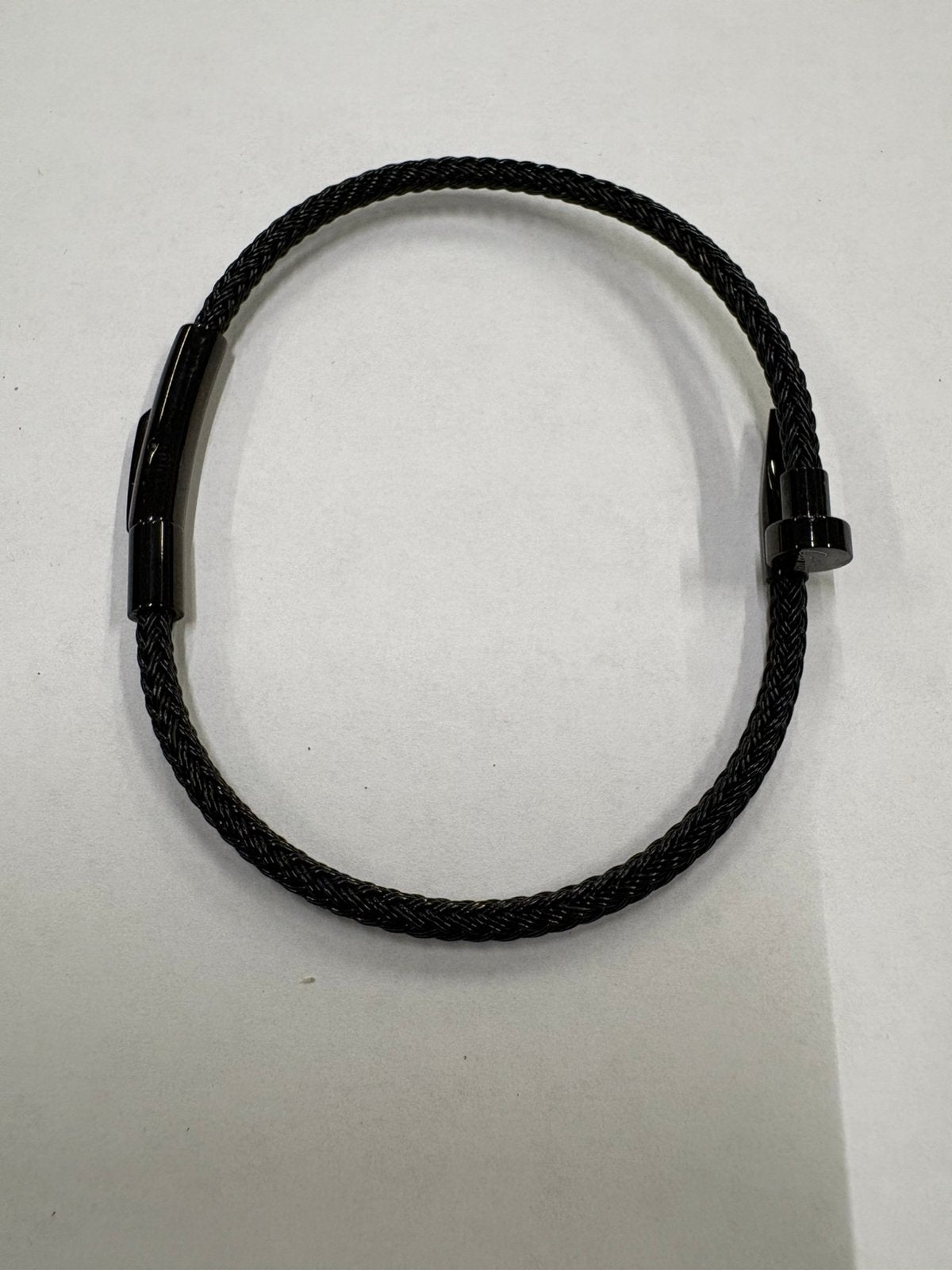 Te koop armband, Ophalen of Verzenden, Nieuw, Zwart, Staal