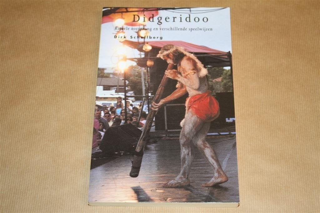 Didgeridoo. Rituele oorsprong en verschillende speelwijzen., Ophalen of Verzenden, Zo goed als nieuw, Artiest