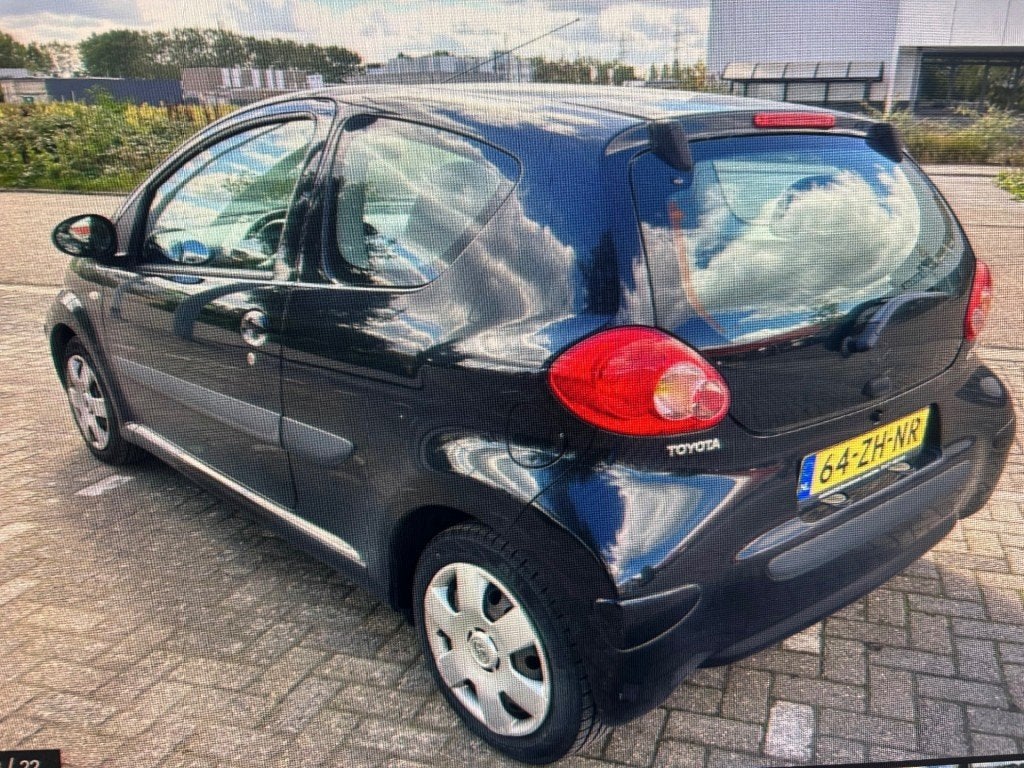 Foto 3 van Toyota AYGO 1.0-12V +