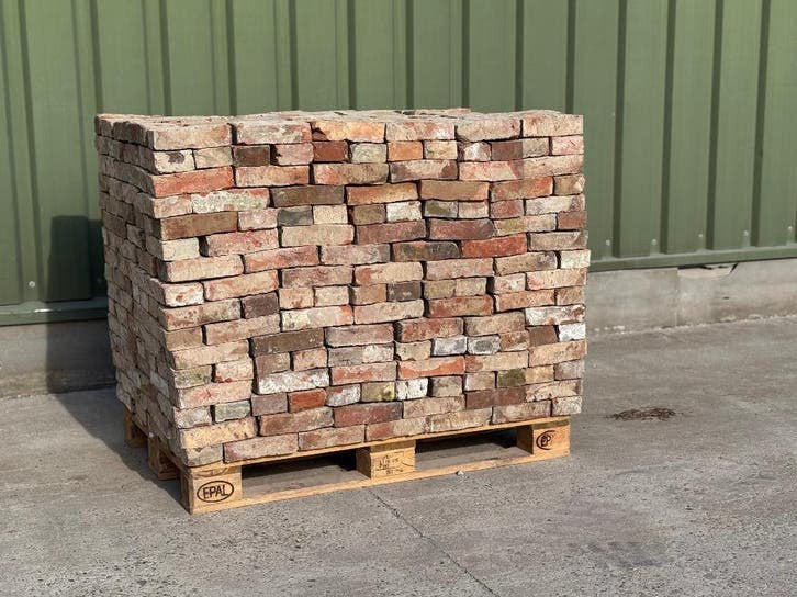 25.000 stuks Groninger handvorm steen 2 afmetingen.