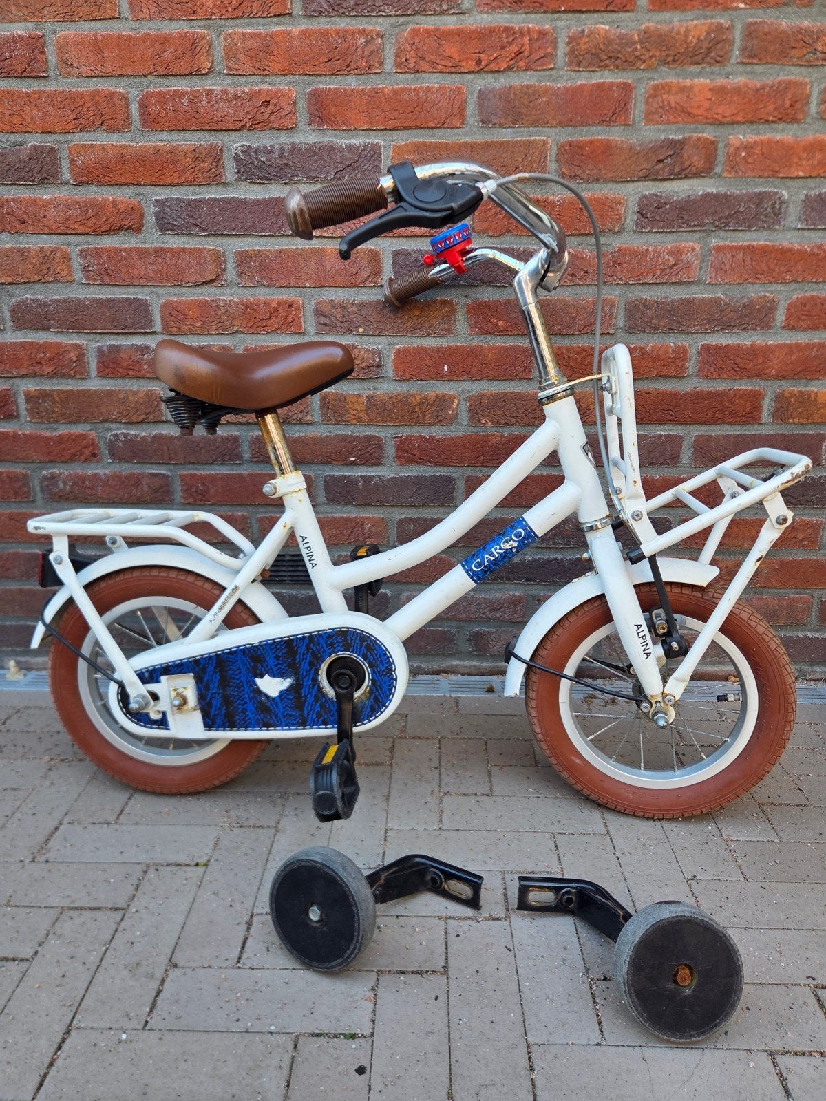 Alpina Cargo kinderfiets 12 inch wit met zijwieltjes, Fietsen en Brommers, Ophalen, Zijwieltjes, Gebruikt, Velgrem