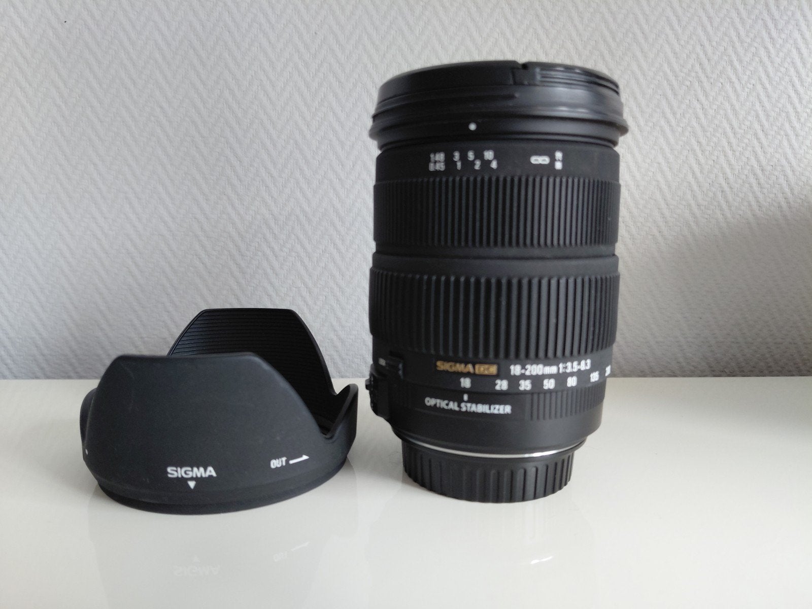 Sigma 18-200mm f/3.5-6.3 DC OS lens voor Canon, Gebruikt, Beeldstabilisatie, Sigma, Canon EF-S