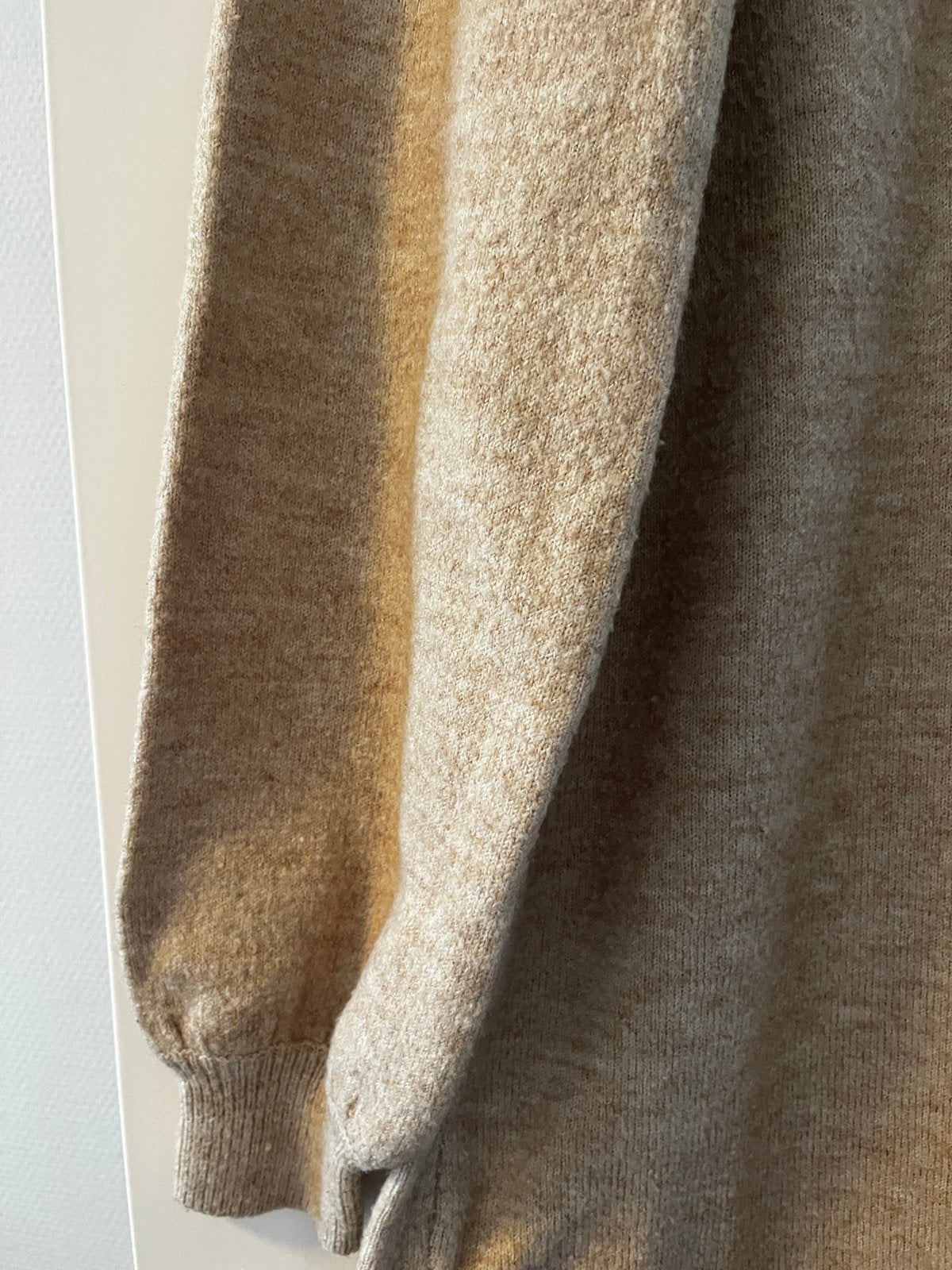 Mooie beige trui jurk, Kleding | Dames, Truien en Vesten, Ophalen, Zo goed als nieuw, Maat 38/40 (M), Beige