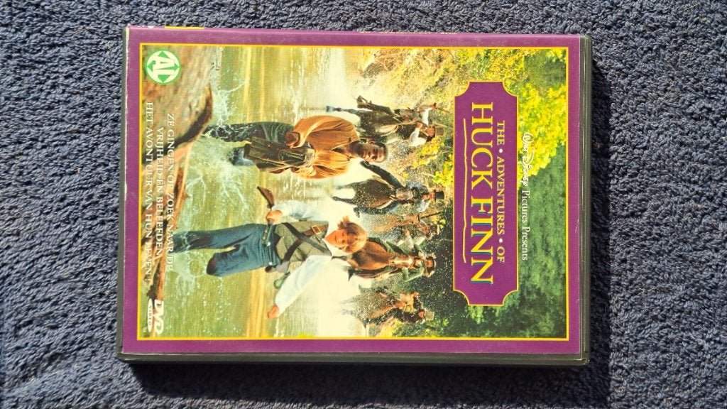 The Adventures of Huck Finn "Elijah Wood", Alle leeftijden, Ophalen of Verzenden, Zo goed als nieuw
