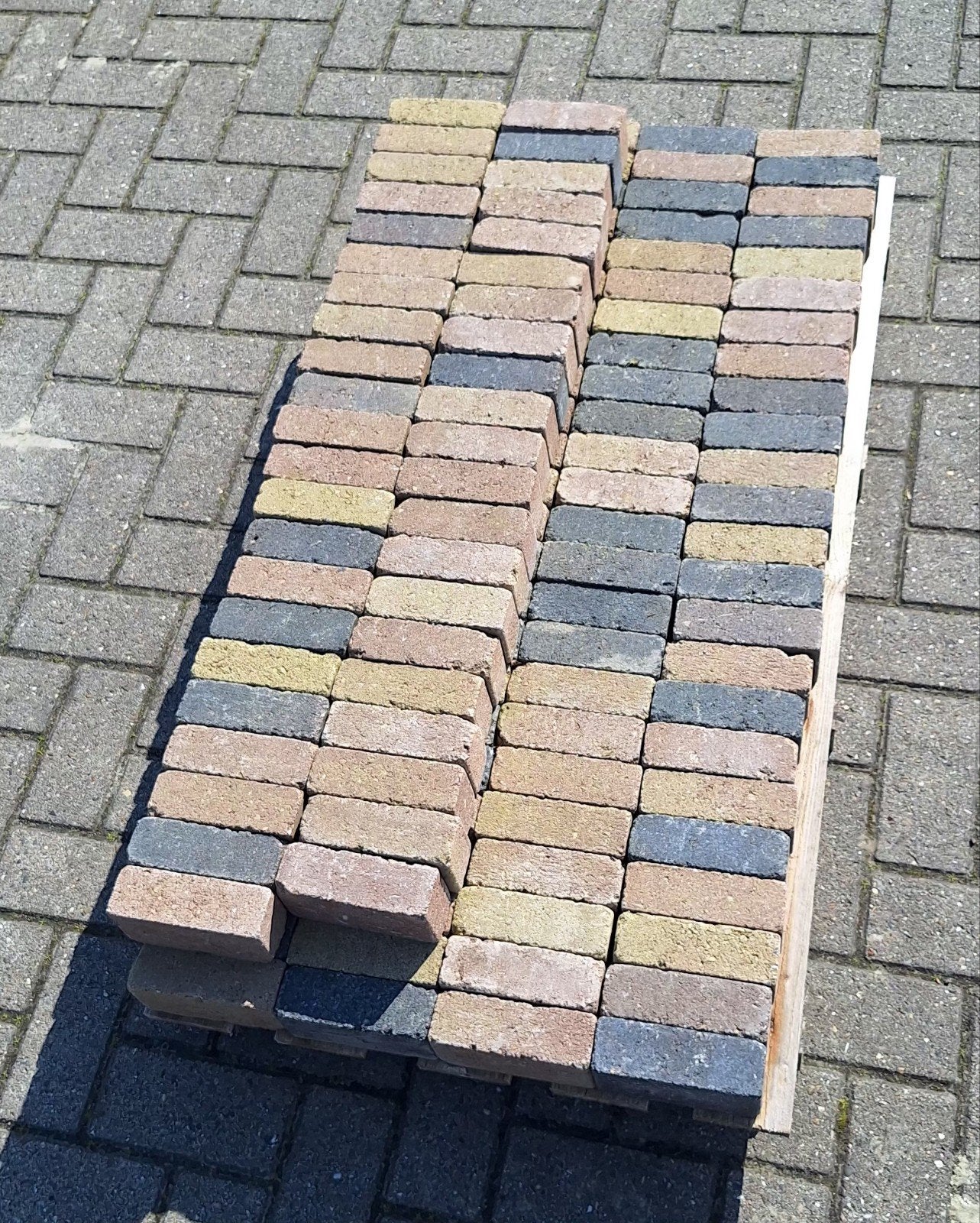 Uiverstones, Tuin en Terras, Ophalen, Overige typen, Nieuw, Minder dan 5 m²