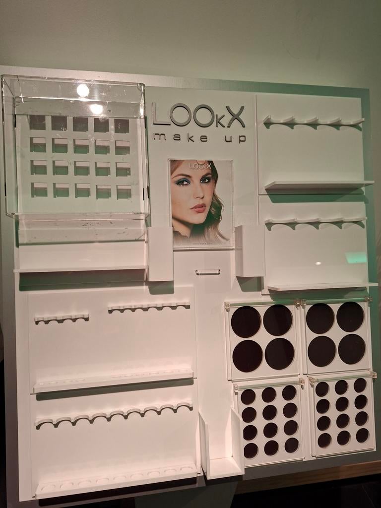 Lookx make-up display inclusief testers, Ophalen, Gebruikt, Lippen, Wit