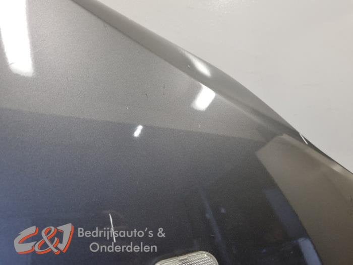 Scherm rechts-voor van een Opel Vivaro (L192), Gebruikt, -, -, Opel