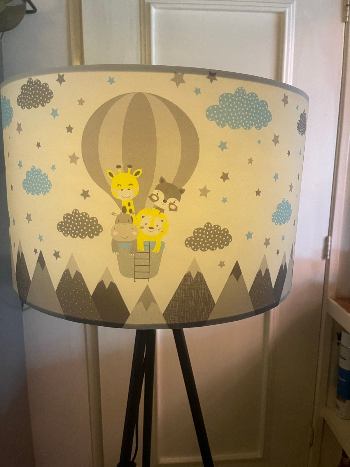 Vrolijke Kinderkamer Lamp met Dieren en Luchtballon, Ophalen of Verzenden, Zo goed als nieuw, Stof, 150 tot 200 cm