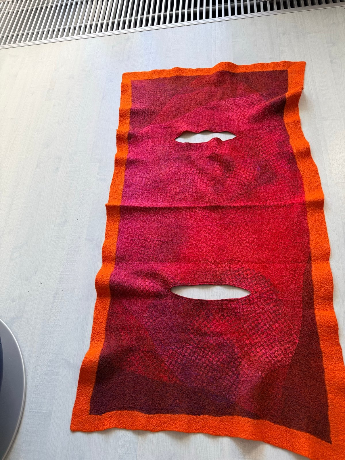 Unieke handgemaakte vilten poncho/top - Oranje/Rood, Ophalen of Verzenden, Zo goed als nieuw