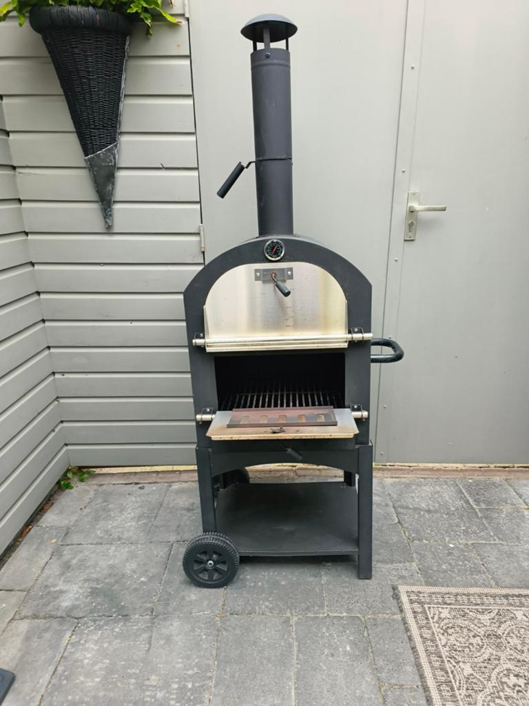 Pizzaoven voor buiten met hoes, Tuin en Terras, Ophalen, Gebruikt