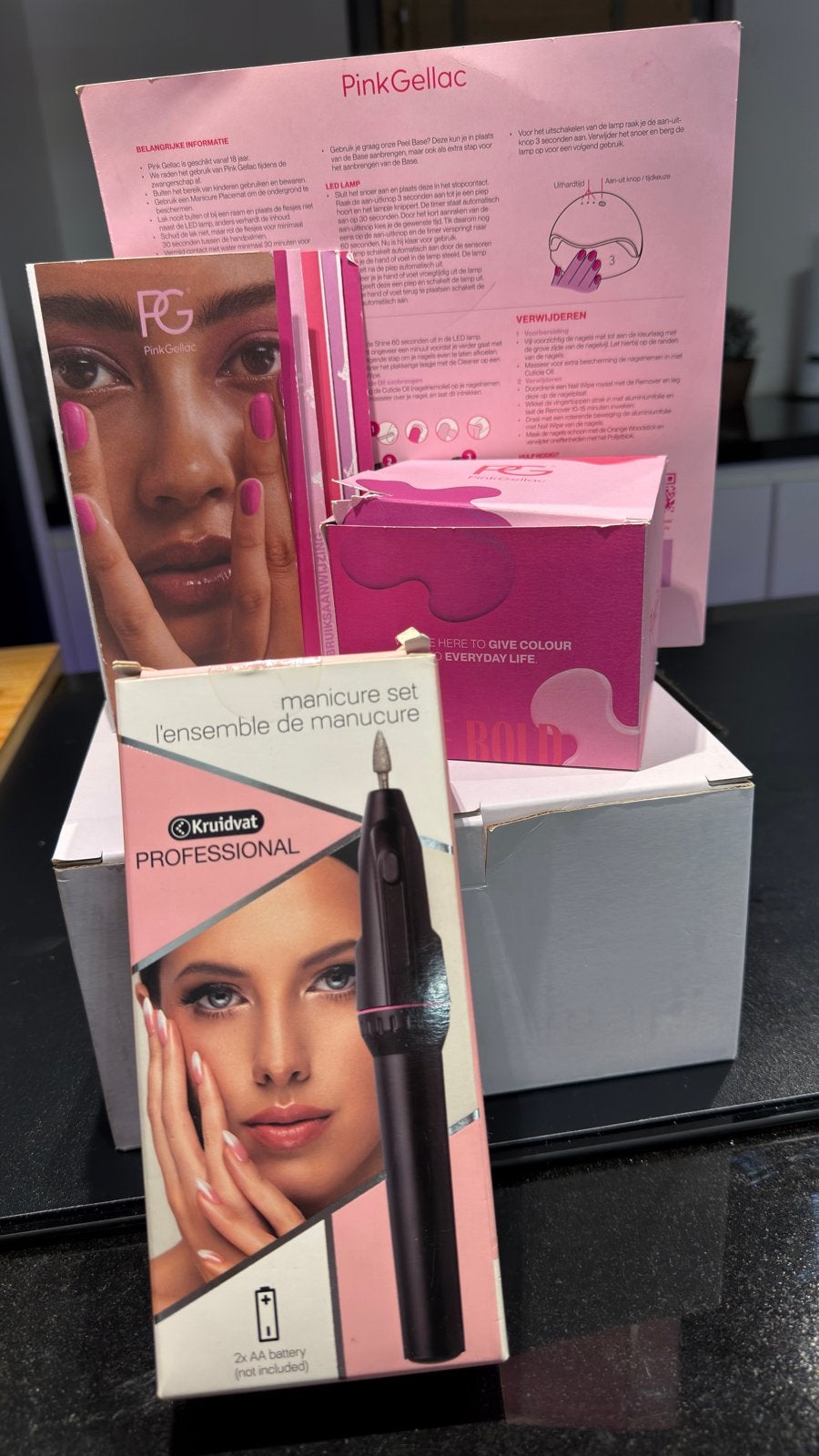Pink Gellac LED lamp, gellak set en manicure set, Ophalen of Verzenden, Zo goed als nieuw