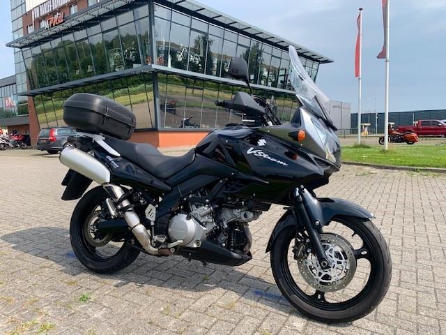 Suzuki DL1000 V-STROM (bj 2005), Dopplerlaan 26
9207 HC  Drachten, NL, H-D Benelux B.V., Bedrijf, Info@m-point.frl