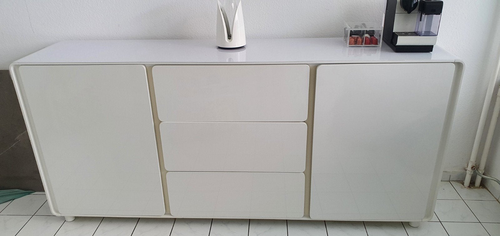 Hoogglans kast, Ophalen of Verzenden, Zo goed als nieuw