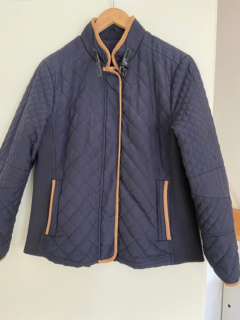 Stijlvol gewatteerd zomerjasje - Donkerblauw, Ophalen of Verzenden, Zo goed als nieuw, Maat 38/40 (M), Blauw