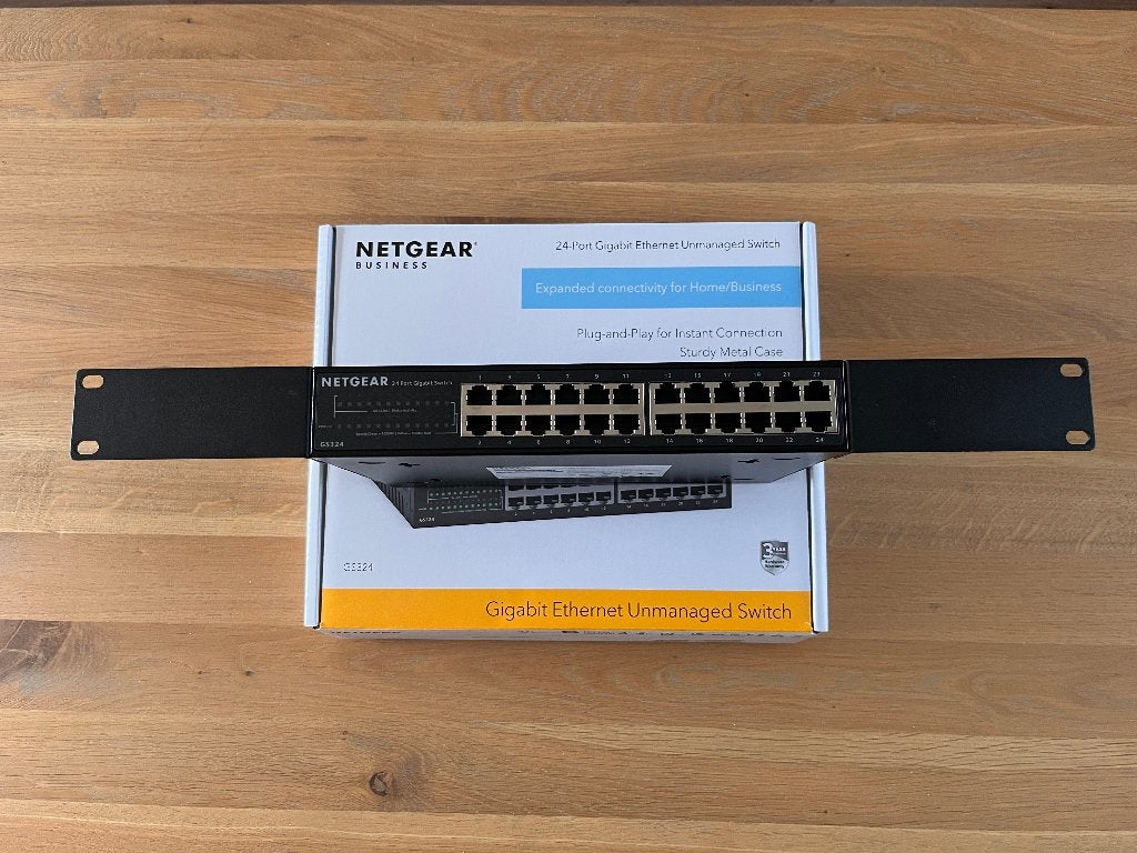 Netgear GS324, Ophalen of Verzenden, Zo goed als nieuw