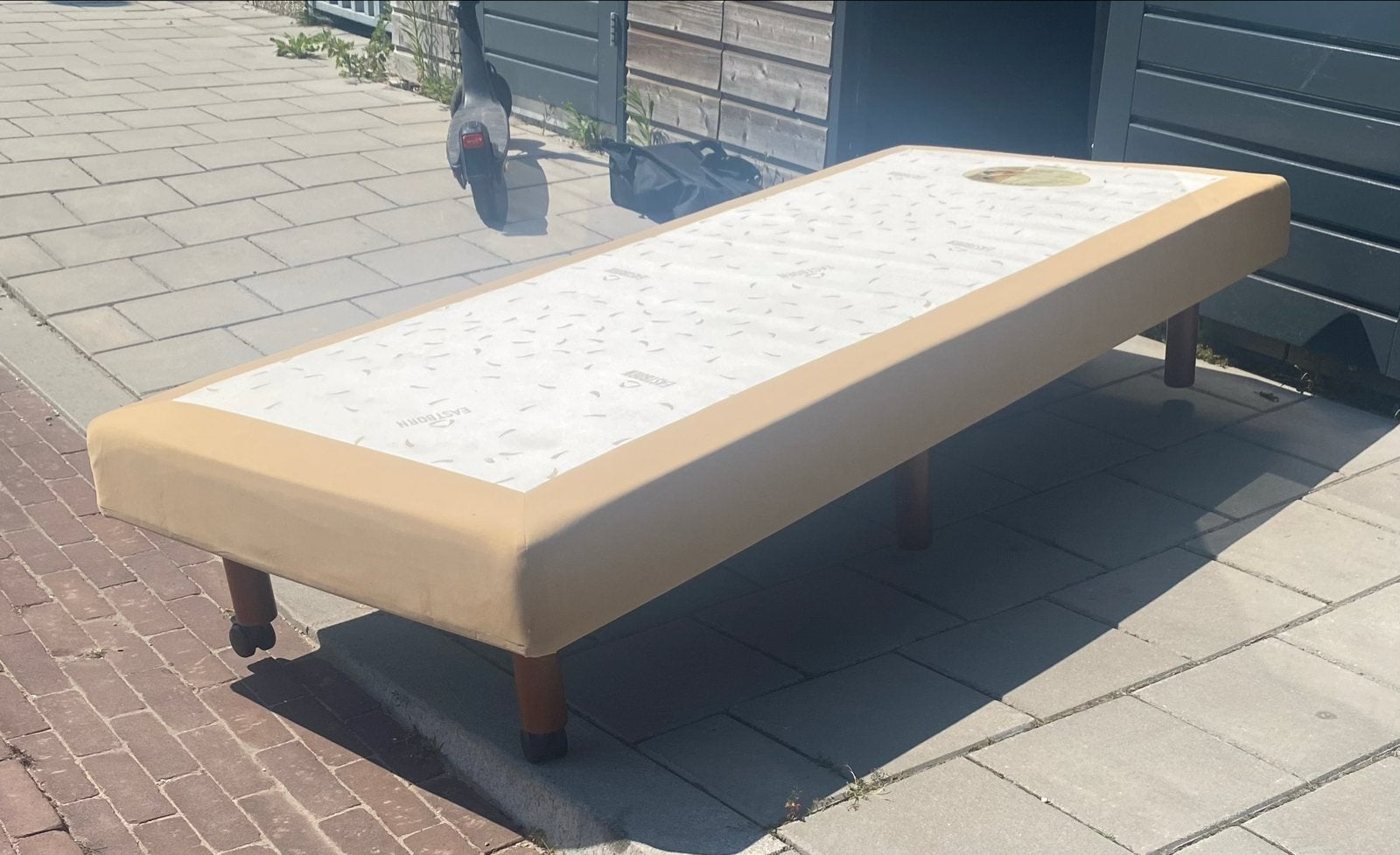 Bed 200 x 180, Ophalen, Gebruikt, Tweepersoons, 180 cm