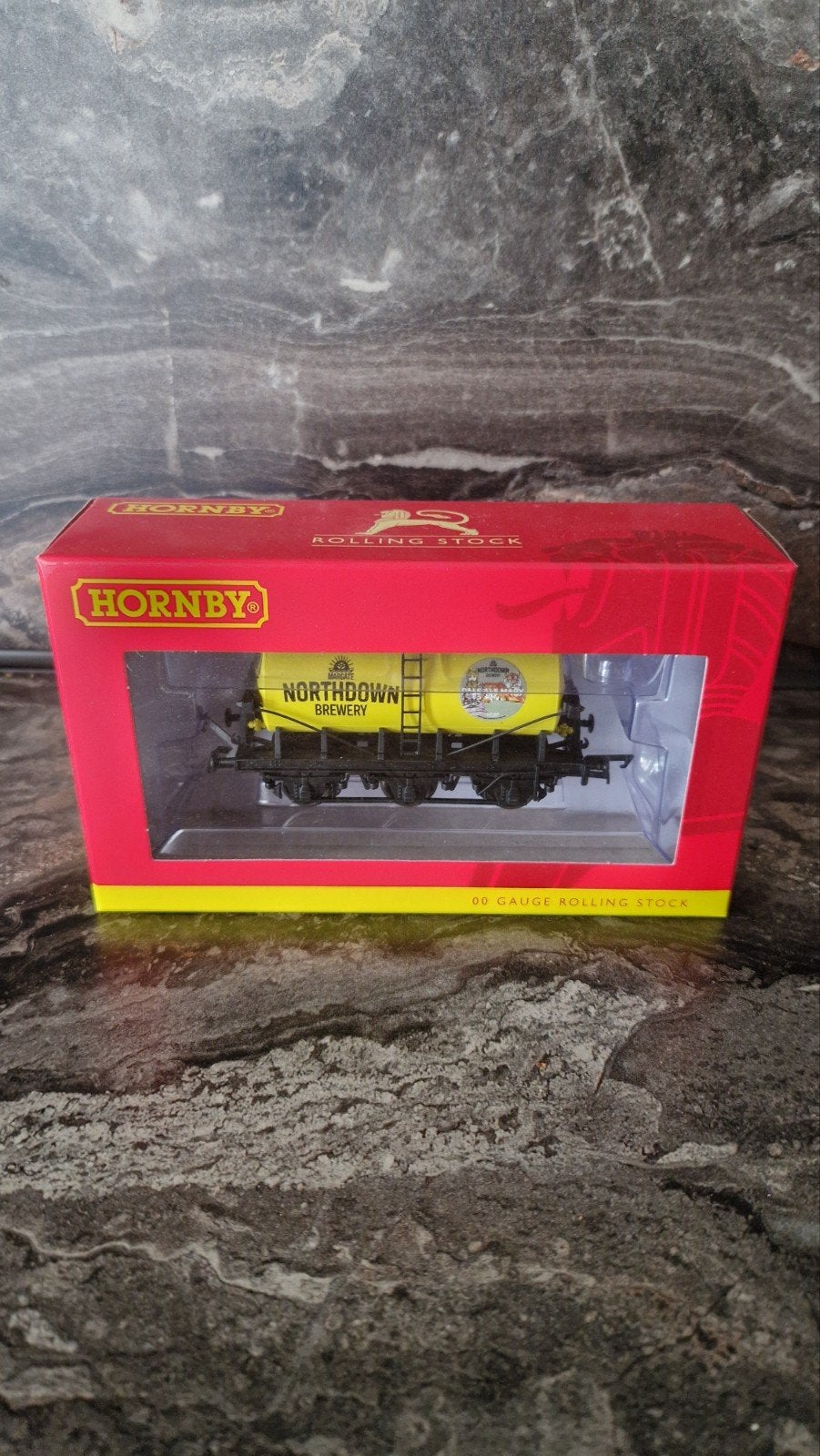Hornby Northdown Brewery Tank Wagon - Nieuw in doos, Hornby Hobbies Ltd, Ophalen of Verzenden, Customerservices.uk@hornby.com
