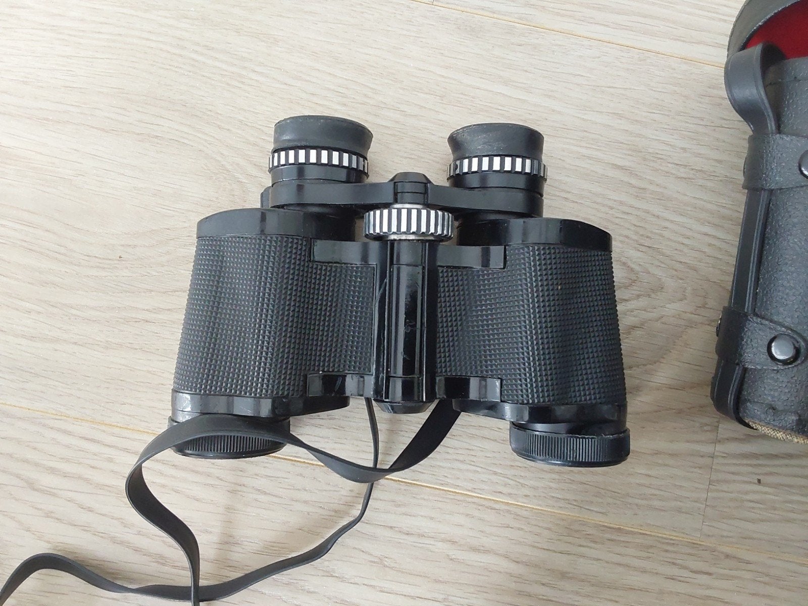Prinzlux Extralite 8x30 Verrekijker met Tas, Gebruikt, 8 tot 12x, Met hoes of tas, Porro (met knik)