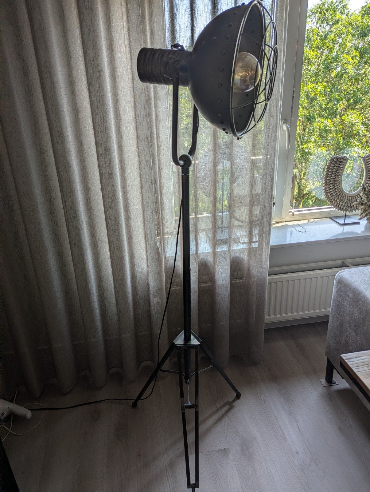 Verstelbare  vloerlamp / schemerlamp., Huis en Inrichting, Lampen | Vloerlampen, Ophalen, Industrieel, Modern, Zo goed als nieuw