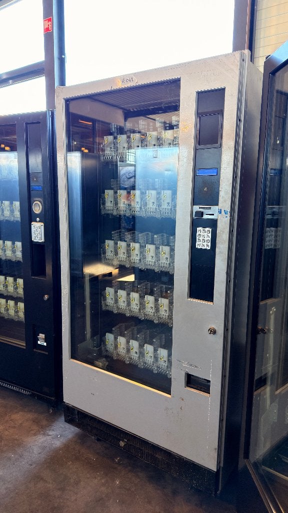 Vendo G-Drink 6 Refurbished Drankautomaat | Pin mogelijk, Ophalen, Vending Master, Info@vendingmaster.nl, Zo goed als nieuw