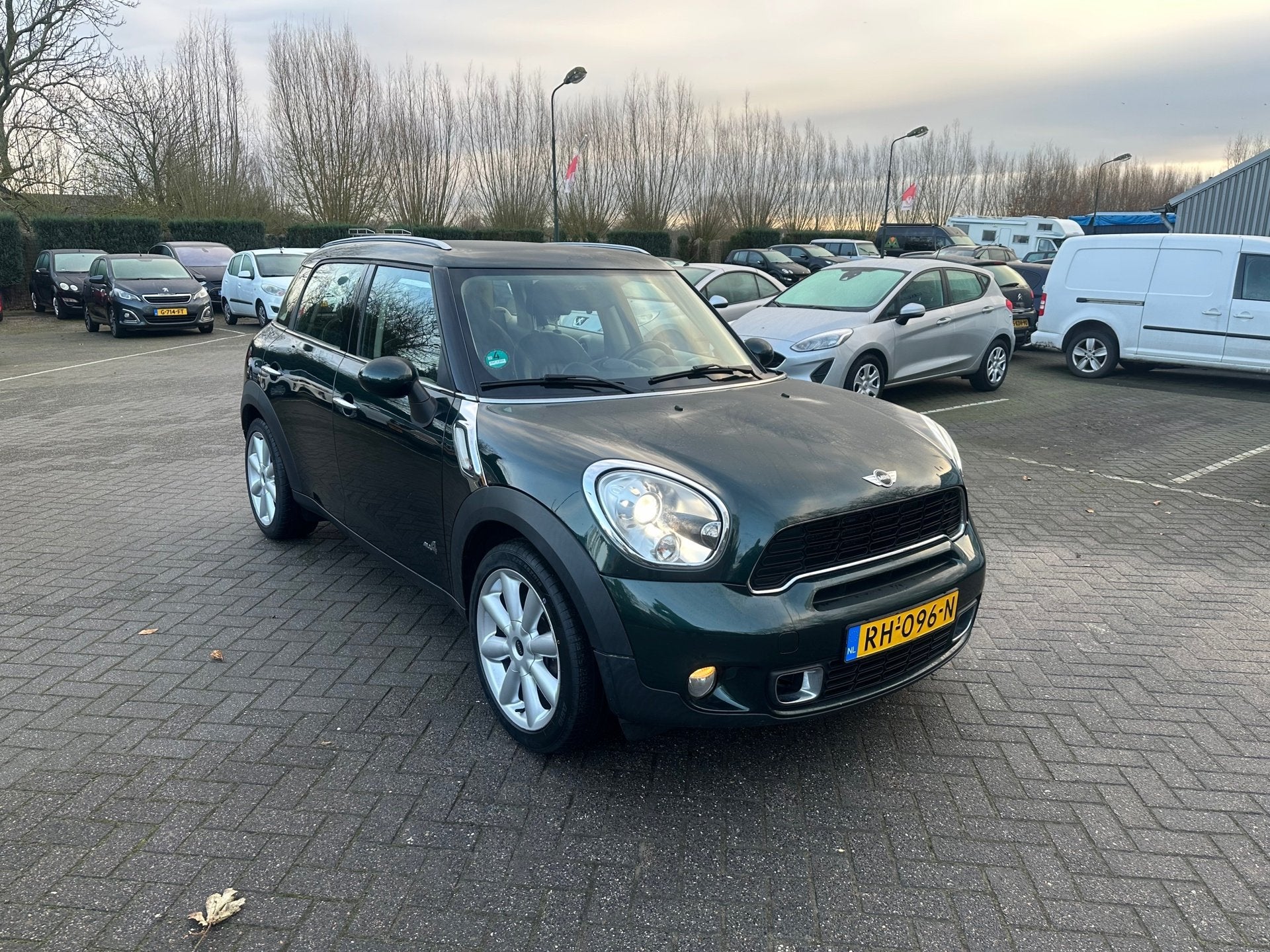 Mini Mini Countryman 1.6 Cooper S ALL4 Chili , navigatie , l, Euro 5, 15 km/l, Gebruikt, 750 kg