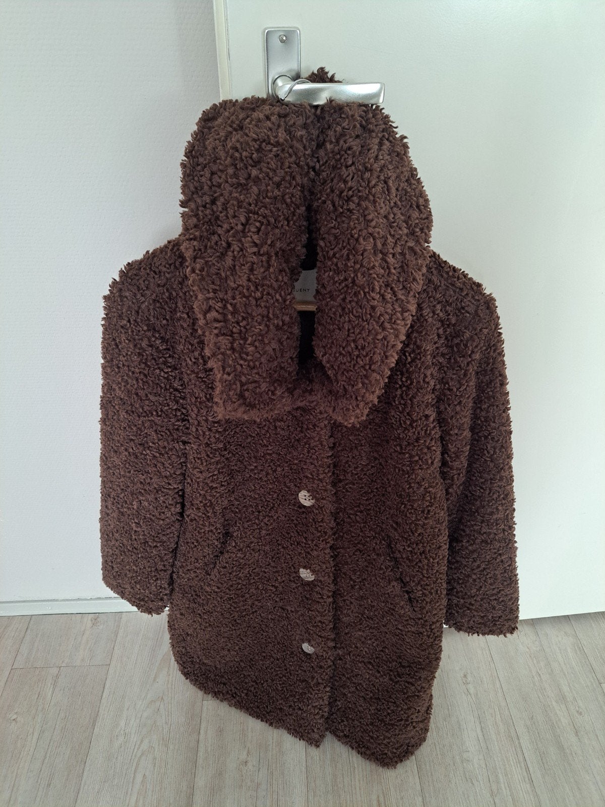 bruine wollen winterjas, Ophalen of Verzenden, Zo goed als nieuw, Maat 38/40 (M), Bruin