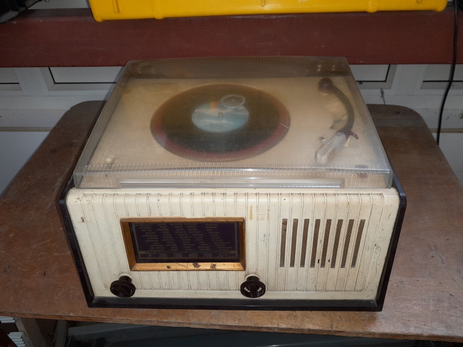 Philips HX347A buizenradio/ platenspeler, Ophalen