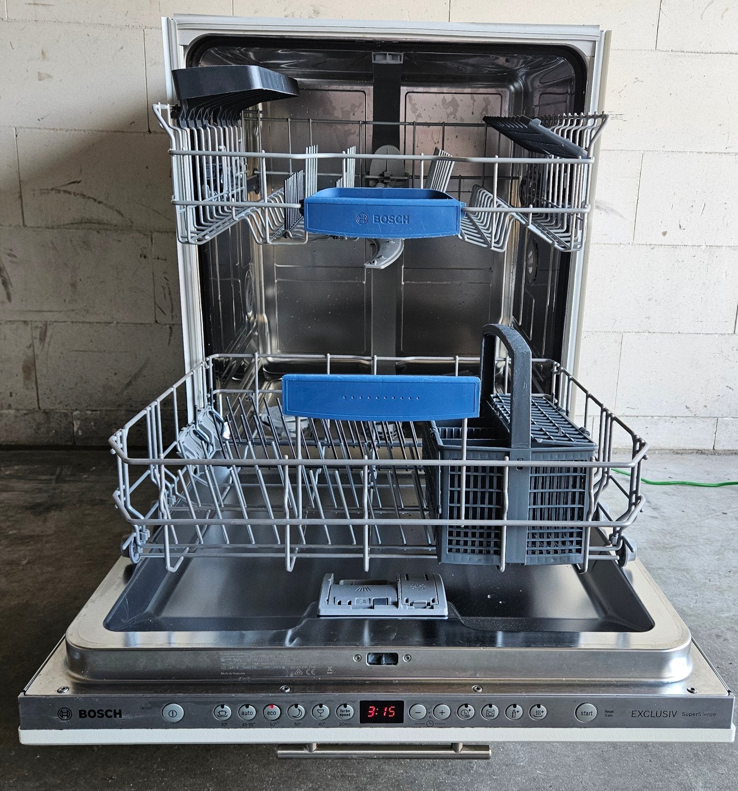 Foto 3 van zeer nette vaatwasser Bosch SMV86M50EU (inbouw) A++ zuinig!
