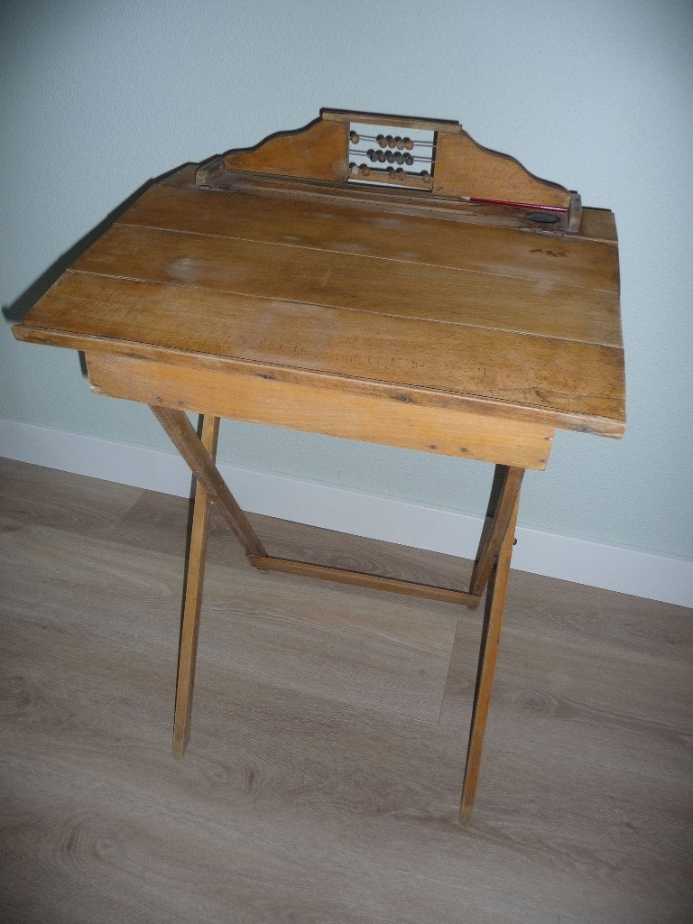 Vintage Clerc Pampo Frans kinderschooltafeltje, Huis en Inrichting, Bureaus, Vintage, Ophalen of Verzenden, Gebruikt, Schoolbureau