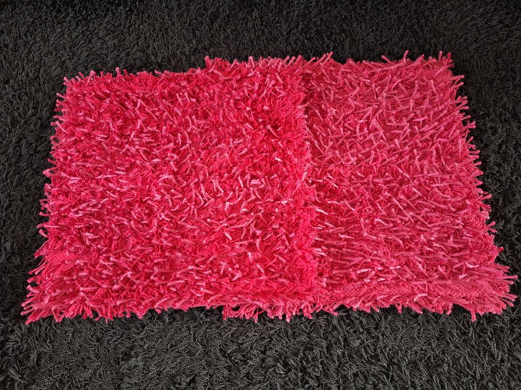 2 Kussenhoezen, Ophalen, Zo goed als nieuw, Roze, Vierkant