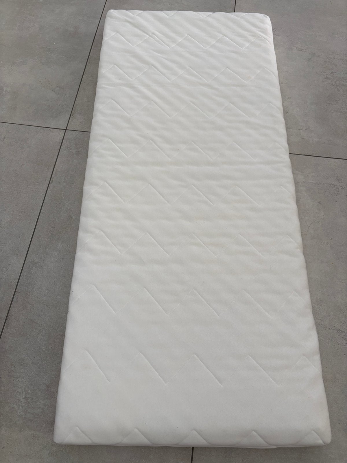 Kinderbed matras 70 x 120 cm ZGAN, Ophalen, 190 cm of minder, Zo goed als nieuw, Eenpersoons