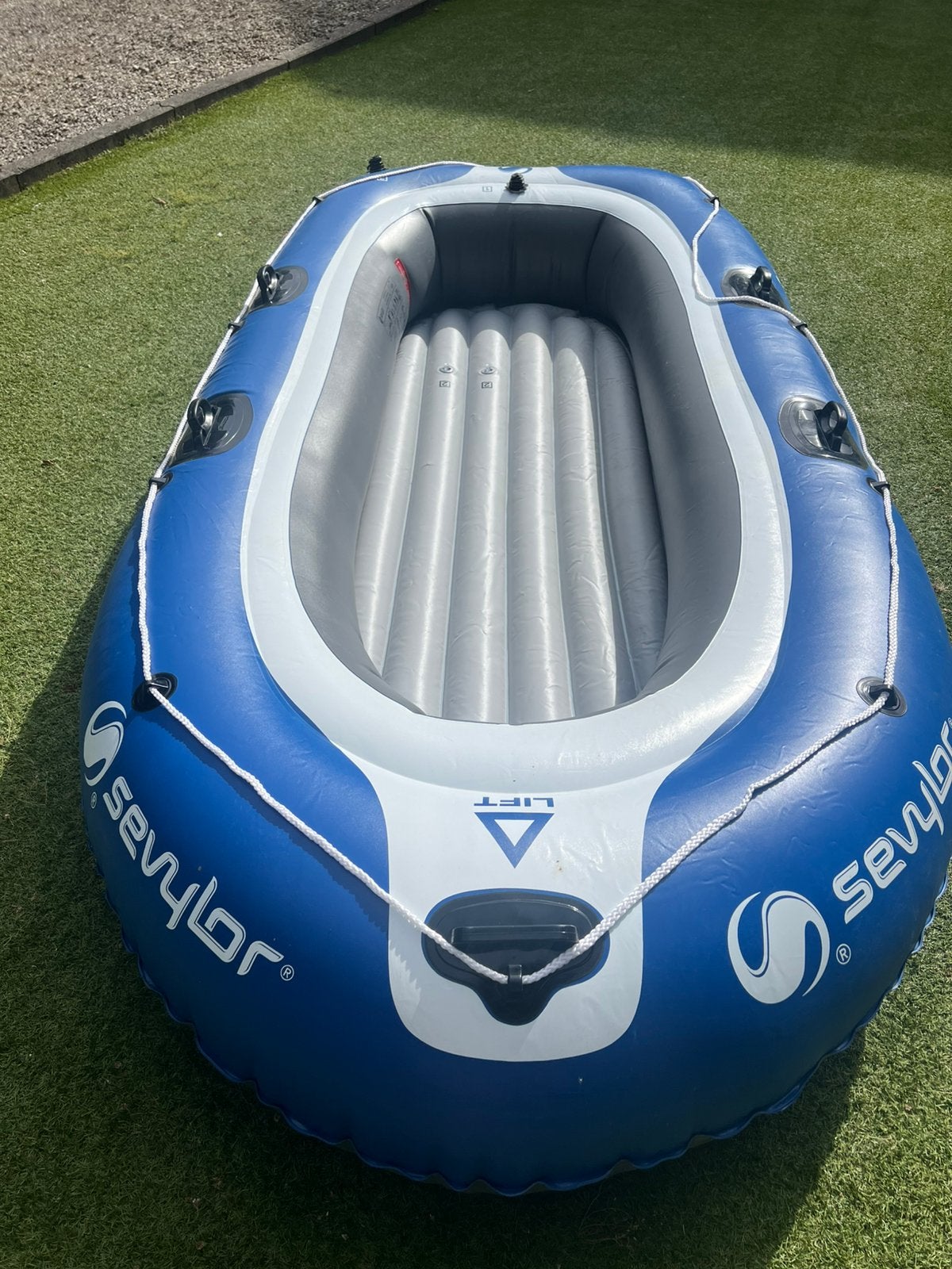 Caravelle K103 opblaasbare boot voor 3 volwassenen, Ophalen, Zo goed als nieuw