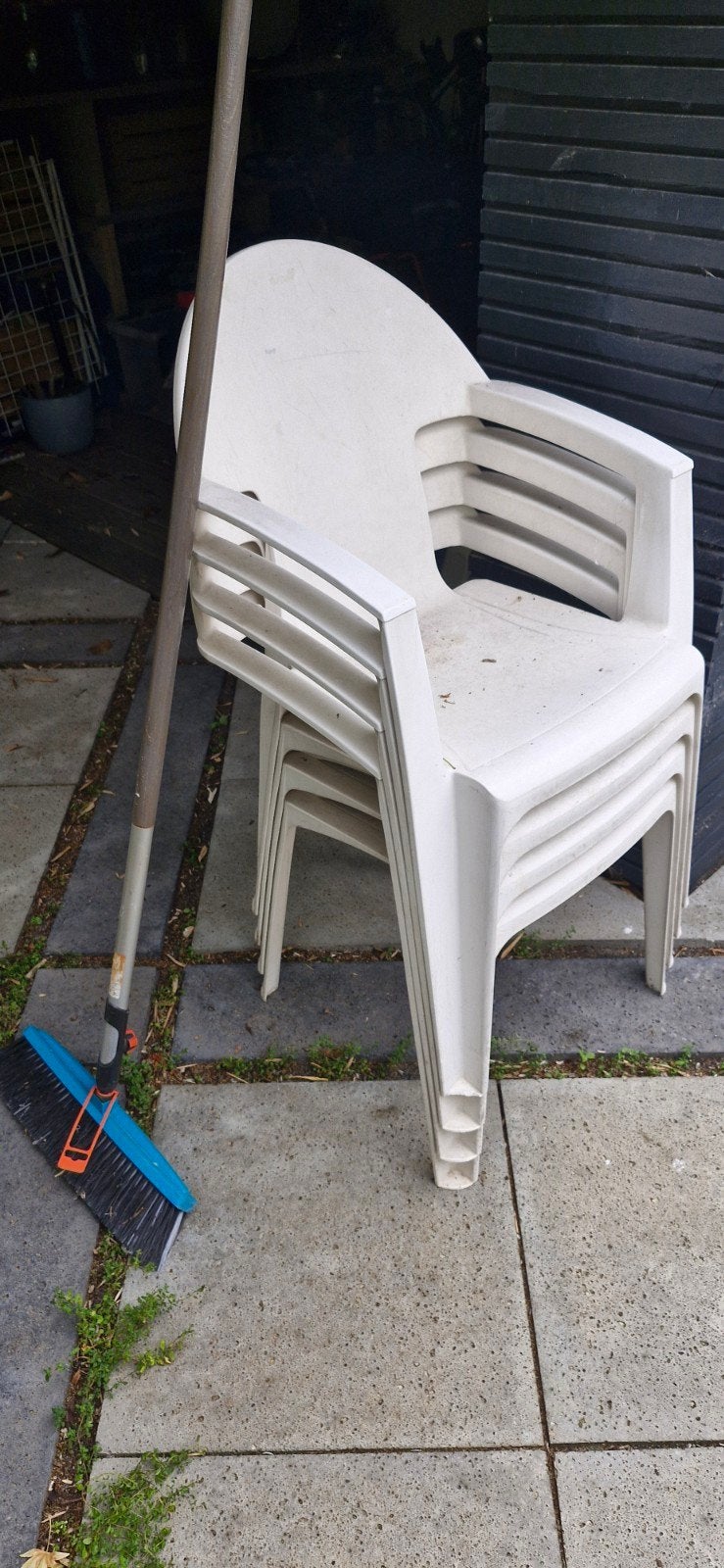 Stapelbare kunststof tuinstoelen (4 stuks), Tuin en Terras, Ophalen, Gebruikt, Kunststof, Stapelbaar