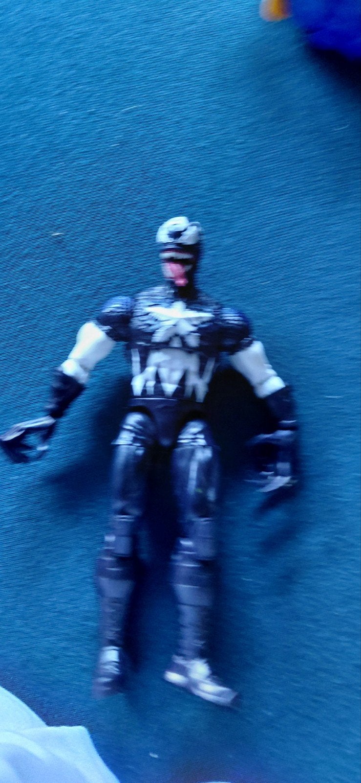 marvel legends venom captain america, Ophalen, Zo goed als nieuw