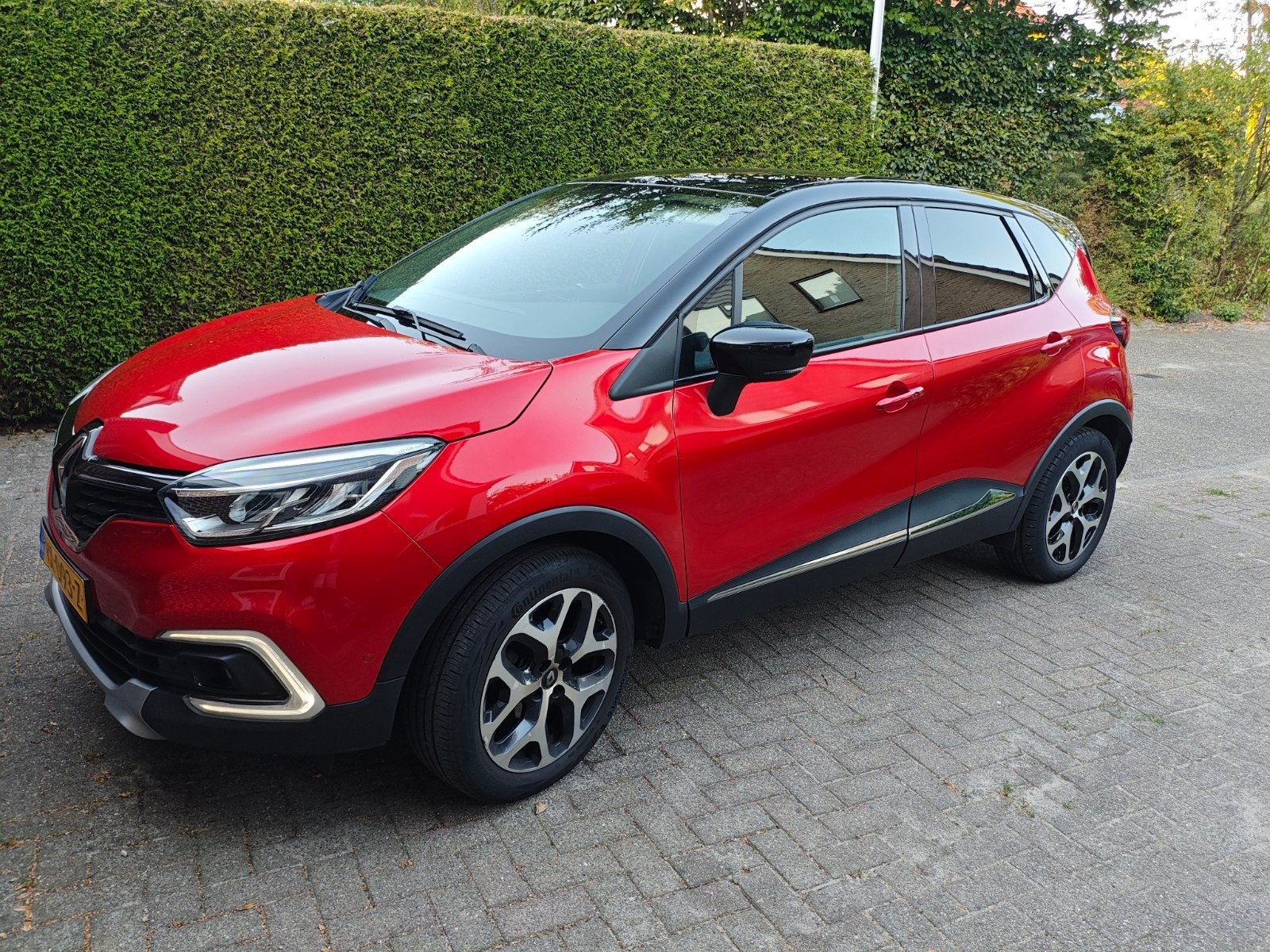 Renault Captur 0.9 TCE 90 2018 - trekhaak - dealer onderhoud, Voorwielaandrijving, 898 cc, Stof, Origineel Nederlands