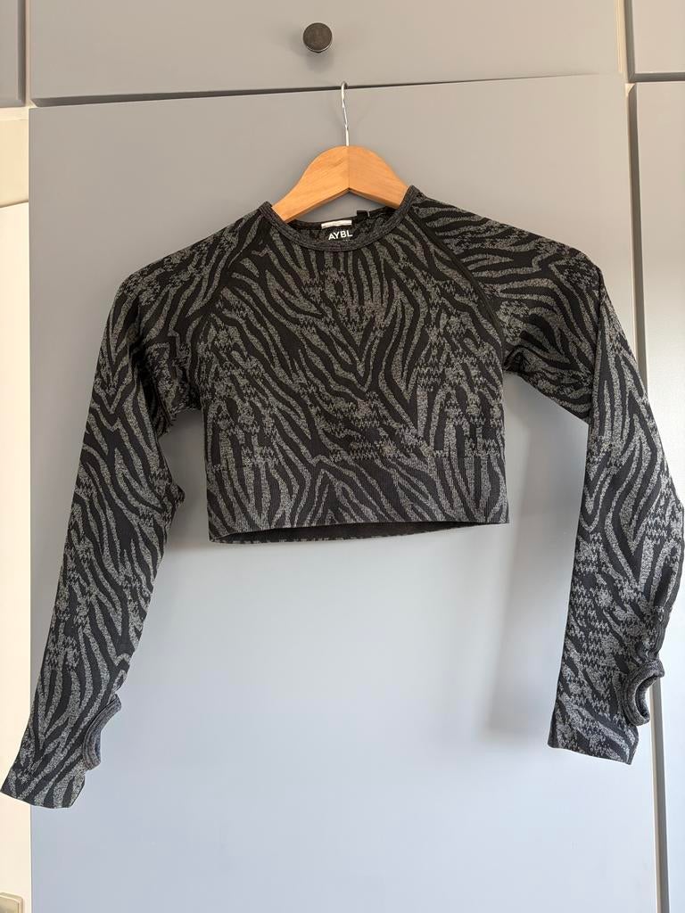 Aybl sportshirt maat s, Ophalen of Verzenden, Zo goed als nieuw, Maat 36 (S), Zwart