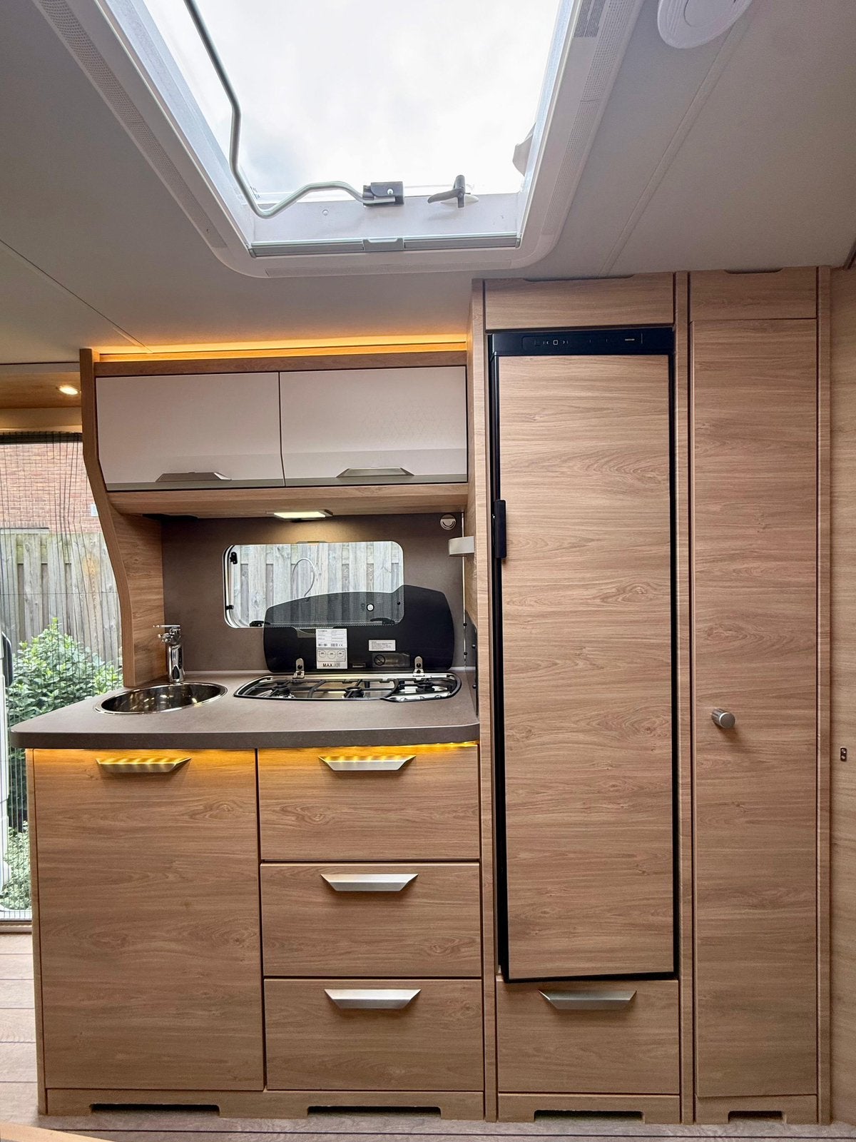 Foto 6 van Knaus Sudwind 580 QS | 3-Pers Stapelbed,Mover,Airco,Voortent