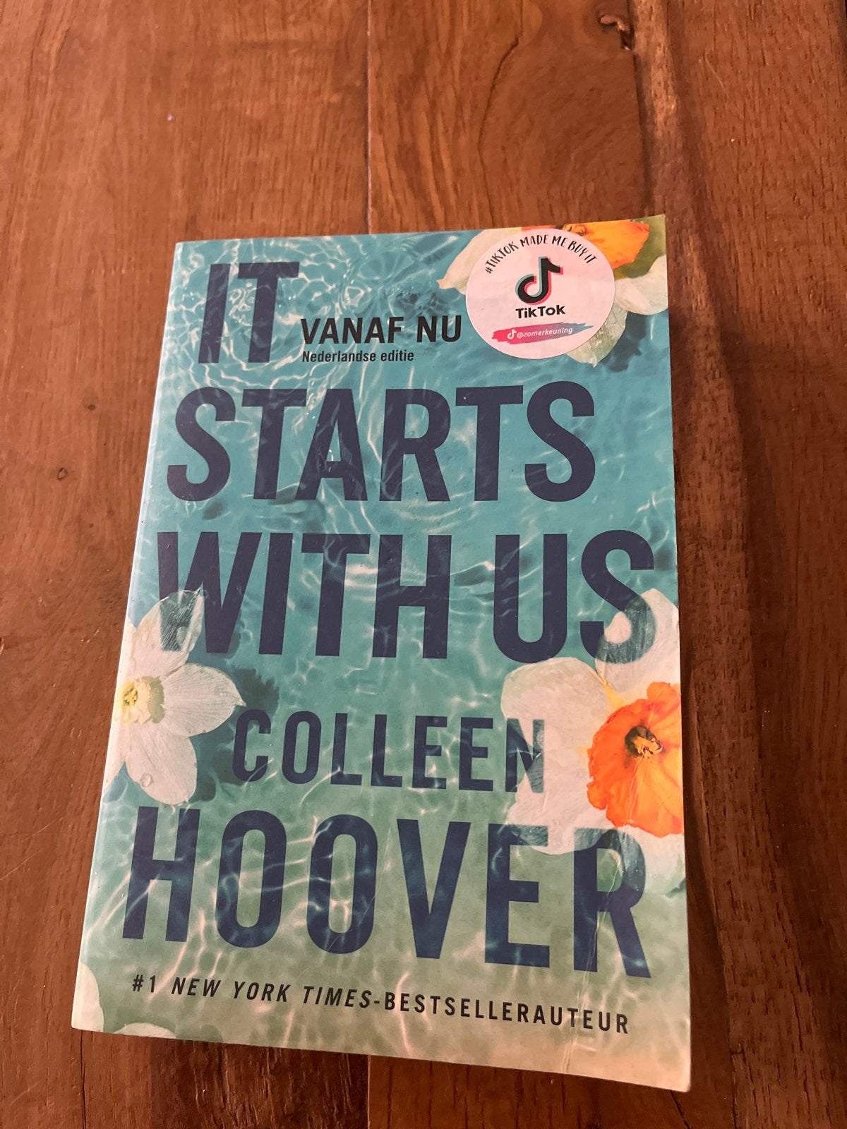 It Starts With Us - Colleen Hoover (Nederlandse editie), Ophalen, Zo goed als nieuw