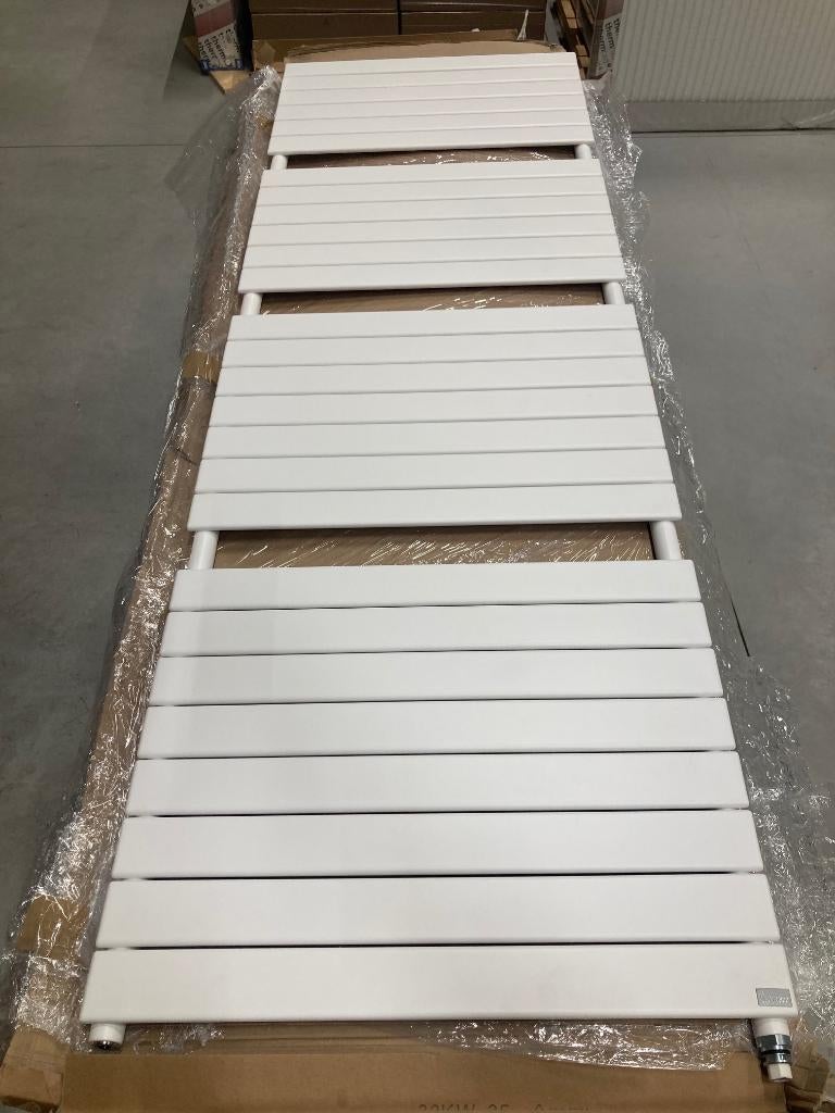 2x Vasco Aster HF-EL-A elektrische radiator 1834 x 600 1000W, Radiator, Nieuw, Ophalen of Verzenden, 60 tot 150 cm