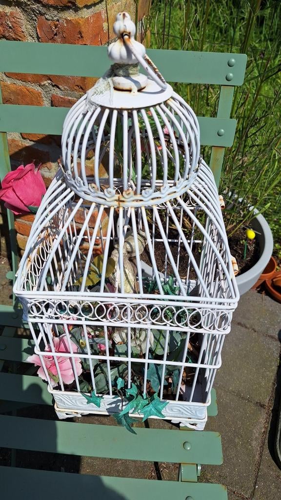 Brocante vogelkooi met namaakvogeltjes en bloemen, Antiek en Kunst, Ophalen of Verzenden