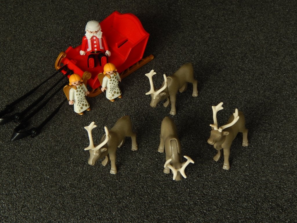 Playmobil kerstman + 4 rendieren, 2 engelen en slede, Kinderen en Baby's, Ophalen of Verzenden, Gebruikt, Losse onderdelen, Overige typen