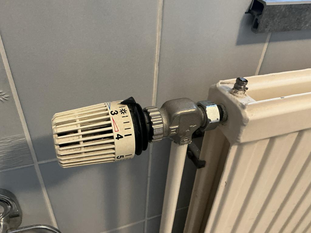 Thermostaatknop radiatorkraan met afsluiter, Ophalen of Verzenden, Gebruikt