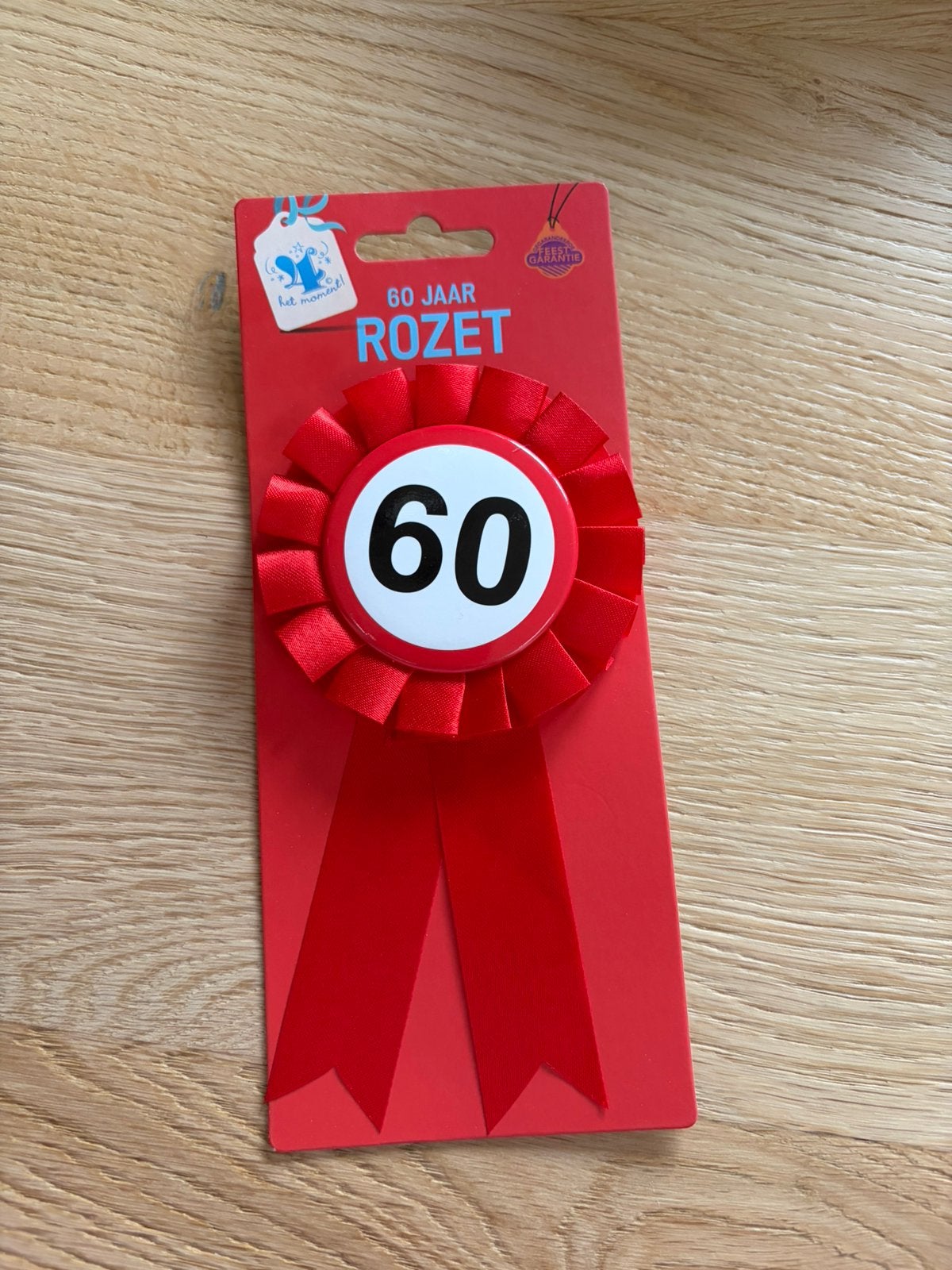 60 jaar button, Ophalen of Verzenden, Zo goed als nieuw, Versiering, Verjaardag